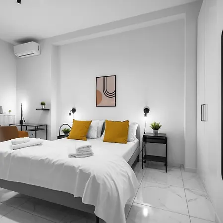 アパート Breez Apartments, The Luxury テッサロニキ