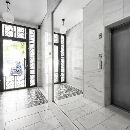 Breez Apartments, The Luxury דירה