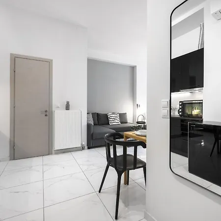 Breez Apartments, The Luxury * סלוניקי