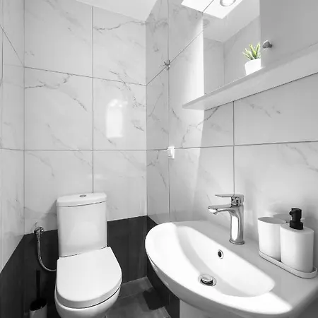Breez Apartments, The Luxury * סלוניקי