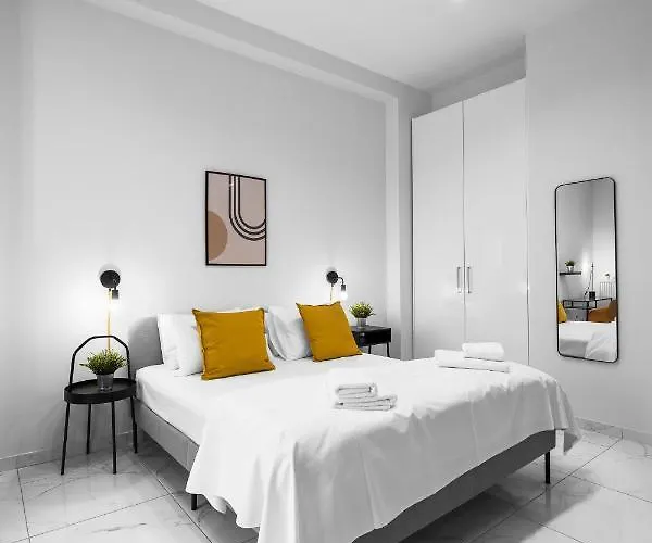 Breez Apartments, The Luxury *